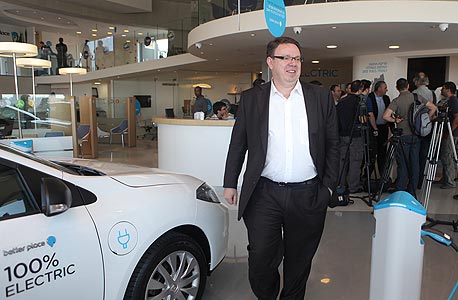 אין רגע דל בבטר פלייס: המנכ"ל החדש בדרך החוצה