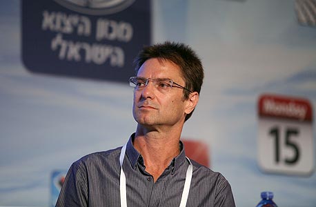 דוד לרון, מנכ"ל החטיבה הקמעונאית בדלק ישראל דוד לרון, מנכ"ל החטיבה הקמעונאית בדלק ישראל
