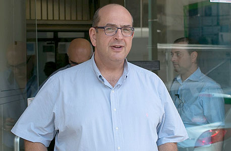 עו"ד נעם שרון, מייצג מחזיקי אג"ח אי.די.בי אחזקות עו"ד נעם שרון, מייצג מחזיקי אג"ח אי.די.בי אחזקות