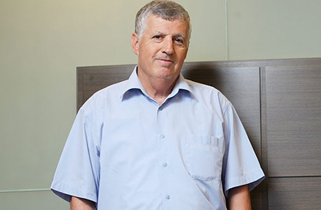 ישראל אנגל, בנק מזרחי טפחות: "אפשר לומר שעלינו כבנק המהלך ישפיע בשוליים בלבד ישראל אנגל, בנק מזרחי טפחות: "אפשר לומר שעלינו כבנק המהלך ישפיע בשוליים בלבד