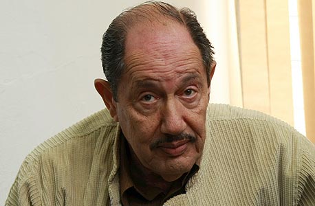 תביעה: "מארק רייפמן גנב זכויות על פטנט למכשיר לאיתור שתלים דנטאליים"