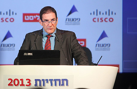 יו"ר חברת החשמל: "ב-2013 נתחיל תהליך של חשמל נקי יותר וזול יותר"