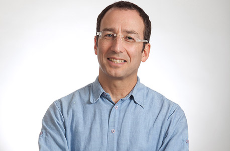 פרופ' גיל דיזנדרוק. "יש אמונה אנושית בסיסית שהקבוצה שלי טובה יותר מהאחרים" פרופ' גיל דיזנדרוק. "יש אמונה אנושית בסיסית שהקבוצה שלי טובה יותר מהאחרים"