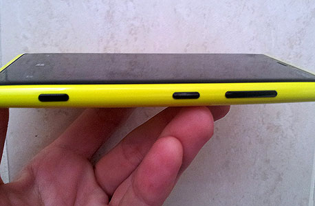 מיקום כפתורים מצוין. Lumia 920 מיקום כפתורים מצוין. Lumia 920