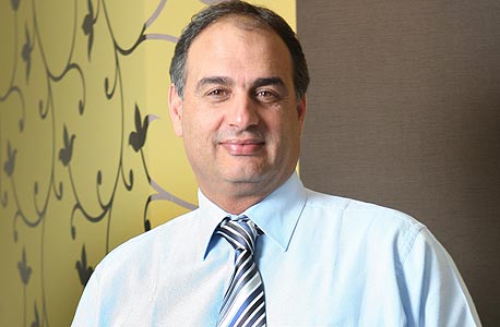 בלעדי ל"כלכליסט": דן מור הציע 24 מיליון שקל עבור השליטה במולטימטריקס