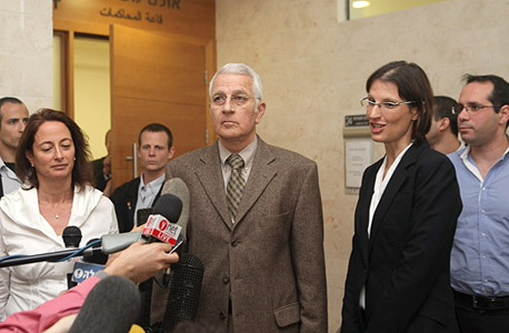 מילר. "לא יכול ולא צריך היה לצפות את התוצאות הקטלניות" מילר. "לא יכול ולא צריך היה לצפות את התוצאות הקטלניות"
