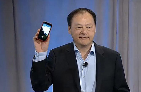 פיטר צ'ו, מנכ"ל HTC, מציג את First - טלפון ה-Home הראשון פיטר צ'ו, מנכ"ל HTC, מציג את First - טלפון ה-Home הראשון