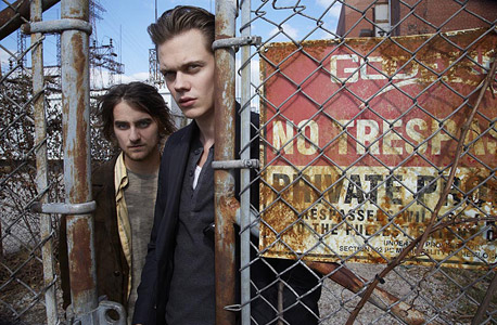 "Hemlock Grove": סדרת אימה חדשה שנטפליקס תעלה ב־19 באפריל, ונרכשה לשידור ב־yes "Hemlock Grove": סדרת אימה חדשה שנטפליקס תעלה ב־19 באפריל, ונרכשה לשידור ב־yes