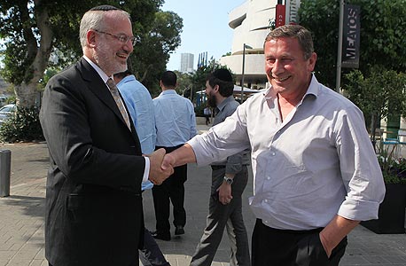 נוחי דנקנר (מימין) ואדוארדו אלשטיין נוחי דנקנר (מימין) ואדוארדו אלשטיין