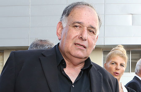 ראש עיריית חיפה, יונה יהב. נושא השיחה נשמר בסודיות ראש עיריית חיפה, יונה יהב. נושא השיחה נשמר בסודיות