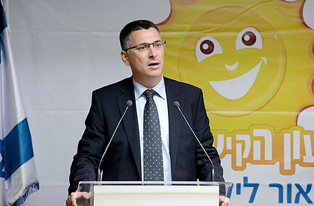 רפורמת הפרגולות של סער: לא יצטרכו היתרים לשינויי בנייה מסוימים