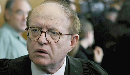 השופט לרו"ח של וינרוט: "איך אתה לא יודע כיצד דברים נקבעו?"