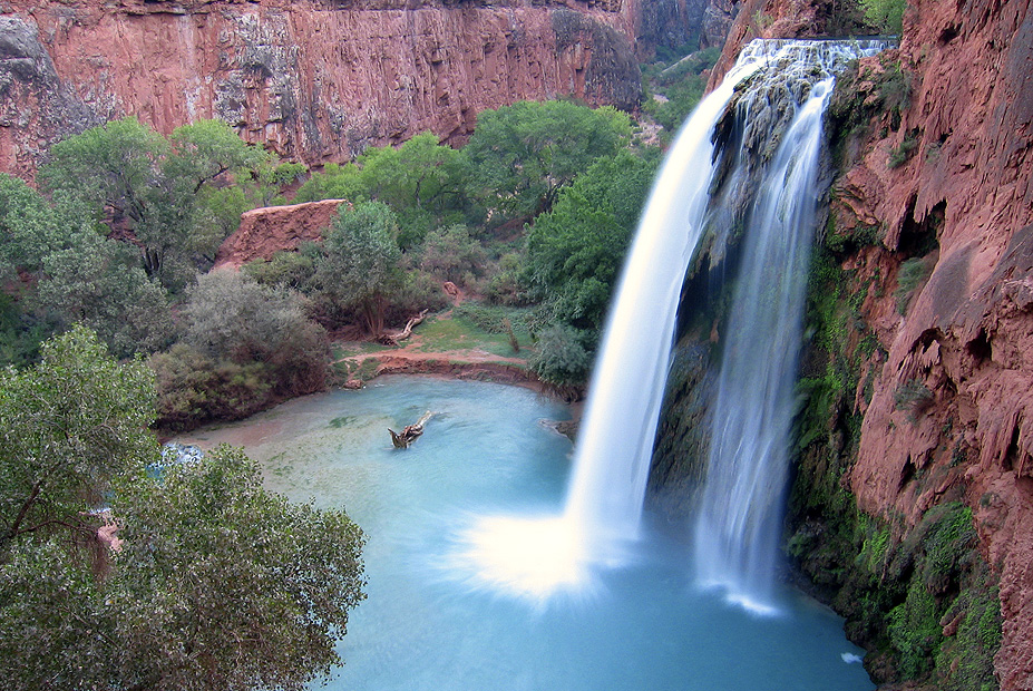 Havasu Falls, Havasupai Nation, Arizona бесплатно