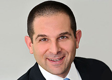 מיכה אבני, מנכ"ל פנינסולה מיכה אבני, מנכ"ל פנינסולה