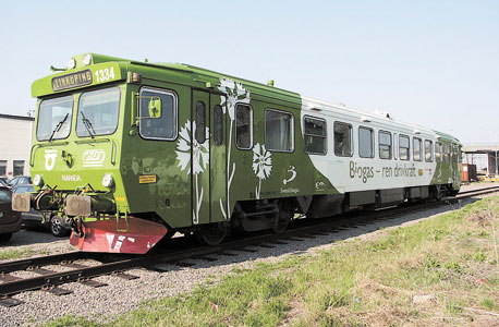 הרכבת השבדית “אמנדה” הנוסעת על קו בן 120 ק”מ באמצעות דלק שמופק מצואה הרכבת השבדית “אמנדה” הנוסעת על קו בן 120 ק”מ באמצעות דלק שמופק מצואה