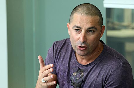 ג'קי בן זקן. "התחייבות מפורשת לפעול להכנסת המנייה למדד" ג'קי בן זקן. "התחייבות מפורשת לפעול להכנסת המנייה למדד"