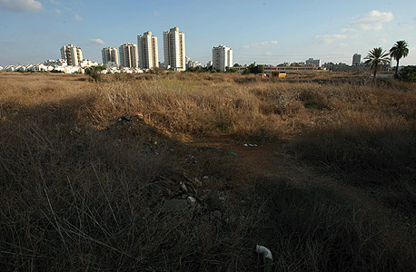 מגדלי הקסם של משה אהרוני