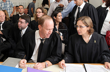 מימין עו"ד סיגל רוזן רכב ועו"ד שאול קוטלר מימין עו"ד סיגל רוזן רכב ועו"ד שאול קוטלר