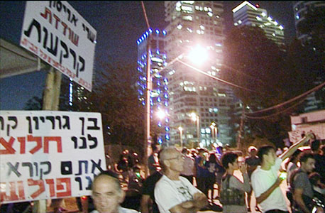 רגע לפני פינוי תושבי גבעת עמל - הושגה הבנה עם משפחה המונה 30 איש