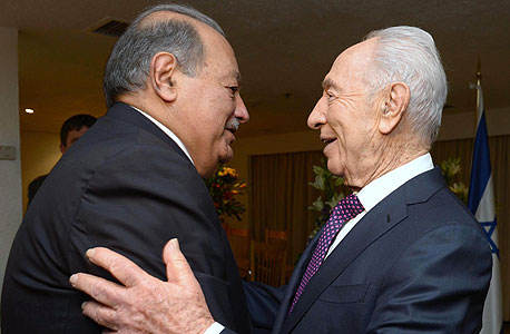 שמעון פרס נשיא המדינה פגישה עם קרלוס סלים ב מקסיקו 