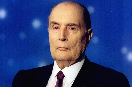 הנשיא מיטראן. "הוא היפופוטם. מגושם כשהוא רוצה ומסוכן כשהוא רוצה" הנשיא מיטראן. "הוא היפופוטם. מגושם כשהוא רוצה ומסוכן כשהוא רוצה"