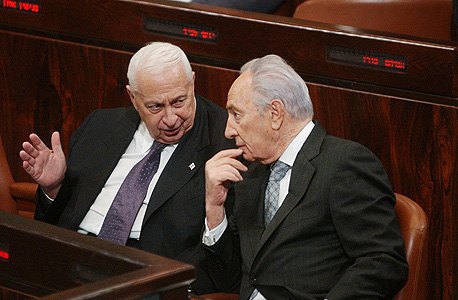 שרון עם שמעון פרס שרון עם שמעון פרס