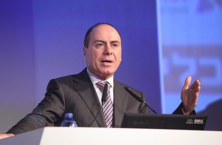שר האנרגיה, סילבן שלום. אישר את הדיווח על ההנפקה שר האנרגיה, סילבן שלום. אישר את הדיווח על ההנפקה