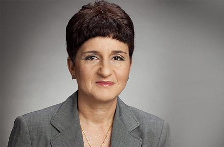סמדר ברבר צדיק, מנכ"לית הבנק הבינלאומי. בצרי: "אתה צריך להכיר אותה. היא פולניה" סמדר ברבר צדיק, מנכ"לית הבנק הבינלאומי. בצרי: "אתה צריך להכיר אותה. היא פולניה"