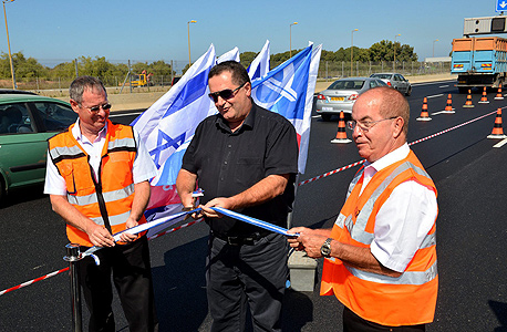 מהפכת הרכב תחכה ל־2014, לפחות