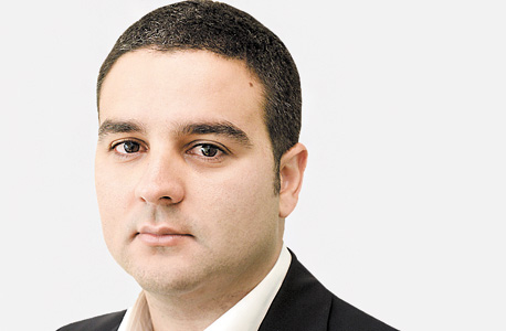 "מכתשים אגן מפרה זכויותינו במותג אדמה"