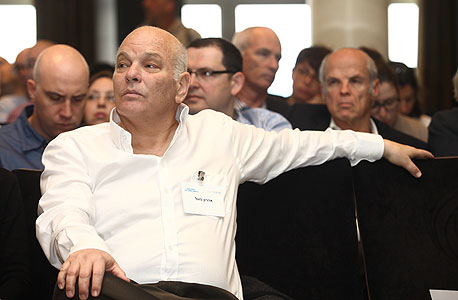 פוגל. שליח ציבור פוגל. שליח ציבור