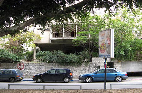 הווילה לפני תחילת עבודות השיקום והבנייה הווילה לפני תחילת עבודות השיקום והבנייה