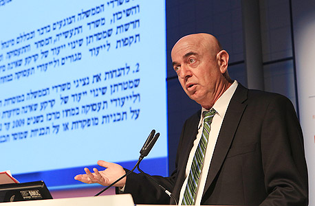 יואל אסתרון, מו"ל כלכליסט. "אי אפשר להמשיך ולהשתמש בהחלטה שבוטלה כבר ב-2010 כתירוץ להצדקת המחדלים של 2014" יואל אסתרון, מו"ל כלכליסט. "אי אפשר להמשיך ולהשתמש בהחלטה שבוטלה כבר ב-2010 כתירוץ להצדקת המחדלים של 2014"
