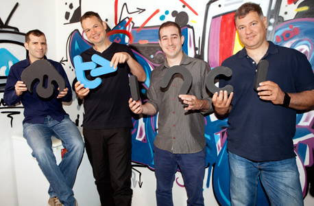 מימין: אבידן למדן CTO, עופר שעיו מייסד ומנכ"ל, אמיר אילת COO, עידו ויזנברג מייסד וסמנכ"ל פיתוח עיסקי מימין: אבידן למדן CTO, עופר שעיו מייסד ומנכ"ל, אמיר אילת COO, עידו ויזנברג מייסד וסמנכ"ל פיתוח עיסקי