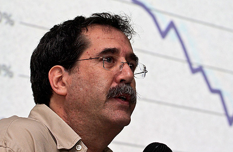 פרופ' דן בן דוד. מכון שורש אמור לפעול בדומה למכוני ה־Think Tank האמריקאיים, רק ללא שיוך מפלגתי. בימים אלה בן־דוד מחפש עבורו תורמים פרופ' דן בן דוד. מכון שורש אמור לפעול בדומה למכוני ה־Think Tank האמריקאיים, רק ללא שיוך מפלגתי. בימים אלה בן־דוד מחפש עבורו תורמים