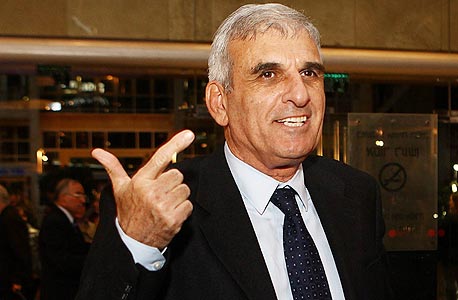 הלחץ הציבורי עבד: יוסי בכר ויתר על בונוס של 1.5 מיליון שקל