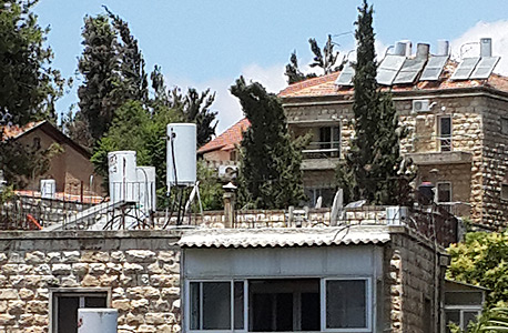 ירושלים. הדגש על מחוזות הצפון והדרום גרמו לפיגור מספר יחידות הדיור המתוכננות במרכז שעמד בין 2007 ל-2012 על כ-5% בלבד ירושלים. הדגש על מחוזות הצפון והדרום גרמו לפיגור מספר יחידות הדיור המתוכננות במרכז שעמד בין 2007 ל-2012 על כ-5% בלבד