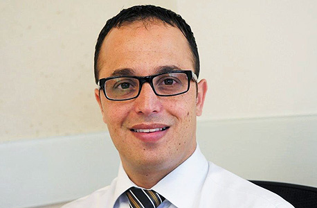 עו"ד אברהם ללום: מדובר בהחלטה מסוכנת, בניגוד לרצון של מדינת ישראל. אם יקרה אסון — זה יהיה באחריות העירייה" עו"ד אברהם ללום: מדובר בהחלטה מסוכנת, בניגוד לרצון של מדינת ישראל. אם יקרה אסון — זה יהיה באחריות העירייה"