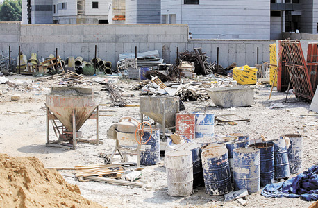 אתר בנייה שומם באשקלון בשבוע שעבר אתר בנייה שומם באשקלון בשבוע שעבר