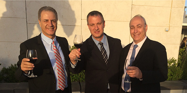 חמי פרס, JVP ועמאד תלחמי מקימים חממה למגזר הערבי
