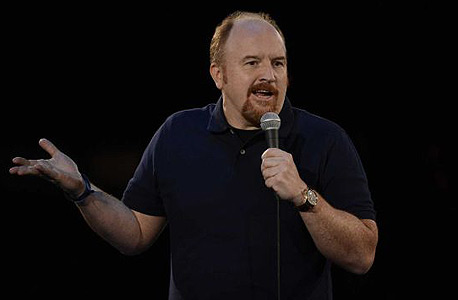 לואי סי.קיי בהופעה. צחקתם? תשלמו לואי סי.קיי בהופעה. צחקתם? תשלמו