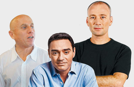מימין: המנכ"לים אבי ניר (קשת), אבי צבי (רשת) ויוסי ורשבסקי (עשר) מימין: המנכ"לים אבי ניר (קשת), אבי צבי (רשת) ויוסי ורשבסקי (עשר)