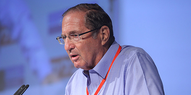 "פרופר אולי לא הצליח להבין שהעולם היום טיפה שונה"