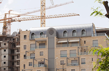 בנייה בירושלים. "הבנייה מעבר לקו הירוק היא עניין של המינהל האזרחי, אבל ירושלים היא תחתינו, ואנחנו מטפלים בה באחריות" בנייה בירושלים. "הבנייה מעבר לקו הירוק היא עניין של המינהל האזרחי, אבל ירושלים היא תחתינו, ואנחנו מטפלים בה באחריות"