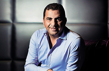 בעלי צים אחזקות רני צים: "האאוטלטים הם מנוע הצמיחה היום. המגמה תתחזק בשל הקניבליזציה מכיוון המכירות באינטרנט” בעלי צים אחזקות רני צים: "האאוטלטים הם מנוע הצמיחה היום. המגמה תתחזק בשל הקניבליזציה מכיוון המכירות באינטרנט”