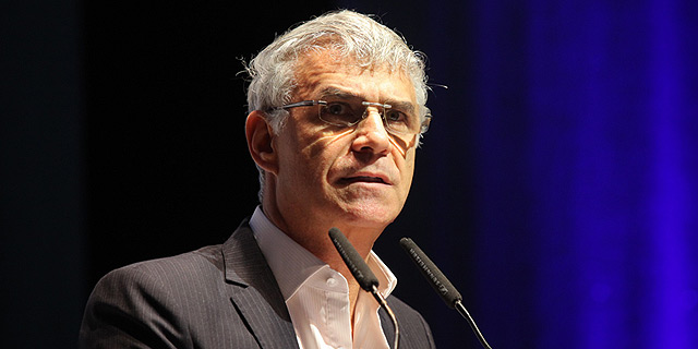 האקזיט של ישי דוידי: אוברסיז בדרך לבורסה