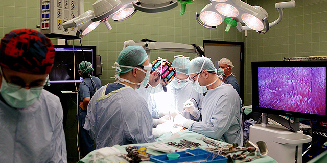 בניגוד להסכם עם המדינה: רופאי הדסה ממשיכים לבצע ניתוחי שר&quot;פ בבוקר