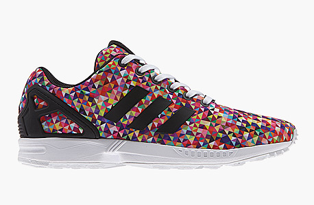 הנעליים הכי נמכרות שאינן נייקי Adidas ZX Flux Multi-Color Prism הושקו במרץ 2014 ב־90 דולר, מאז נמכרו 716 זוגות ב־162 דולר בממוצע לחדשות ו־107 דולר למשומשות הנעליים הכי נמכרות שאינן נייקי Adidas ZX Flux Multi-Color Prism הושקו במרץ 2014 ב־90 דולר, מאז נמכרו 716 זוגות ב־162 דולר בממוצע לחדשות ו־107 דולר למשומשות