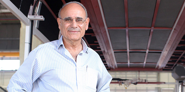 אחרי גינדי וזאבי: חגי שלום במו"מ לרכישת אלון רבוע כחול