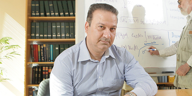 אחרי קריסה של 70% במניה: ספיץ' מודולס רוצה לצאת מהבורסה